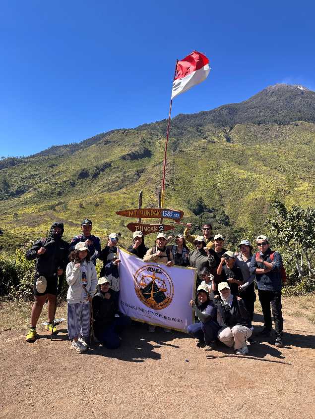 Rawat Ekosistem Gunung Pundak, Yayasan Suaka Semesta Indonesia Ajak Masyarakat Bijak  Menikmati Alam