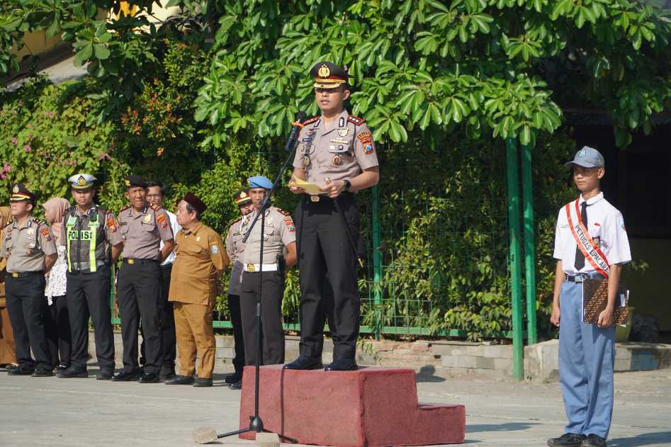 Polri Peduli Pendidikan, Kapolres Pasuruan Ajak Pelajar SMKN 1 Bangil Hindari Tawuran, Narkoba dan Bullying